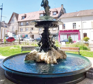 Infotravaux Remise en Eau Fontaine Place Barette Mairie