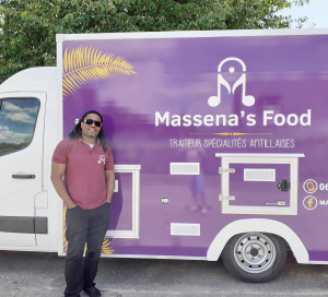 En Ville Food Truck Antillais Perald Massena