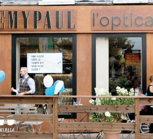 En Ville Nouvelle Terrasse Opticafé Rue Saint-Jacques